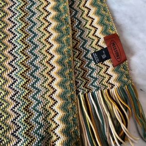 Authentic Missoni chevron wool scarf 100% wool